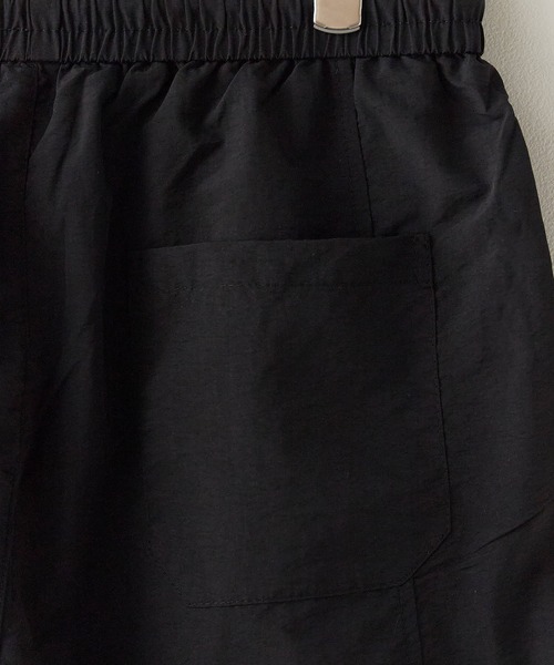Theater code(シアターコード)の「Nylon pants with embroidery design / 刺繍デザイン ナイロンパンツ(その他パンツ・レディース・ブラック/ライトグレー・L/M)」の14枚目の写真