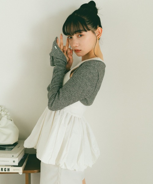 VANNIE U(ヴァニーユー)の「ロングスリーブプレートリブボレロ(カーディガン/ボレロ・レディース・グレー/アイボリー・FREE)」の11枚目の写真