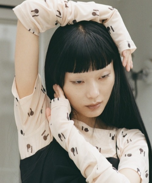 HONEY MI HONEY（ハニーミーハニー）の「logo tulle two-way tops（Tシャツ/カットソー・レディース・ベージュ/オフホワイト/ブラック・FREE）」の12枚目の写真