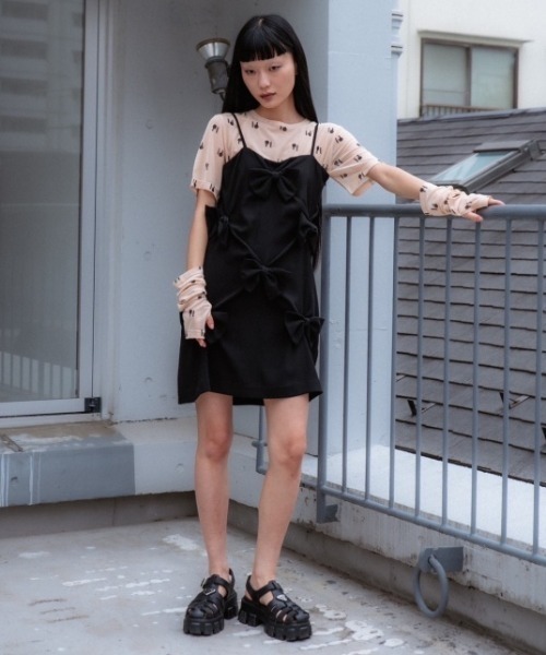 HONEY MI HONEY（ハニーミーハニー）の「logo tulle two-way tops（Tシャツ/カットソー・レディース・ベージュ/オフホワイト/ブラック・FREE）」の6枚目の写真