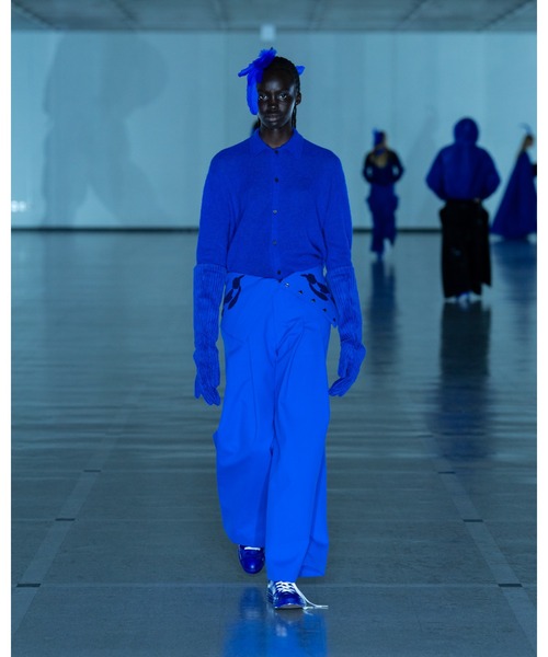 SHINYAKOZUKA(シンヤコヅカ)の「NOTHING SPECIAL KNITTED SHIRT(カーディガン/ボレロ・メンズ・ブルー系その他/チャコール/ダークブラック/ダークネイビー・MEDIUM/SMALL/LARGE)」の13枚目の写真