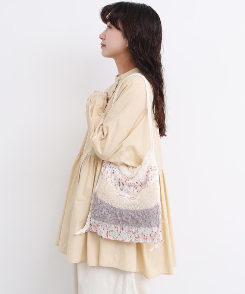 l'atelier du savon（アトリエドサボン）の「ぽつぽつ糸のcraft knitバッグ（トートバッグ・レディース・ネイビー/イエロー/オフホワイト・FREE）」の11枚目の写真