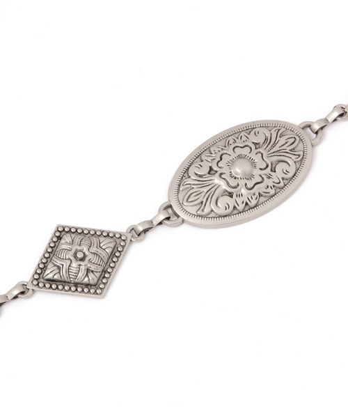 LEPSIM（レプシィム）の「コンチョチェーンベルト　576538（ベルト・レディース・シルバー・ONE SIZE）」の9枚目の写真