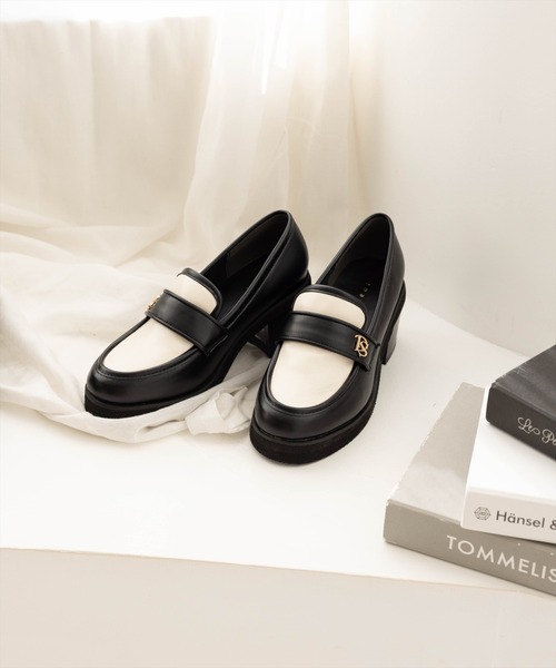 clear（クリア）の「ボリュームソールローファー[オフィスカジュアル 着回し抜群 大人 ガーリー]（ローファー・レディース・ブラック/ブラック系その他・L/M）」の2枚目の写真