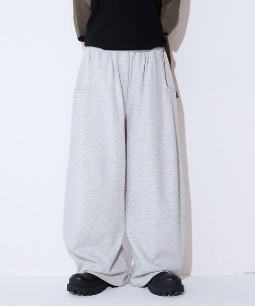 JEANASIS（ジーナシス）の「サイドゴアアンクルブーツ/581278（ブーツ・レディース・カーキ系/ブラック・MEDIUM/LARGE）」の5枚目の写真