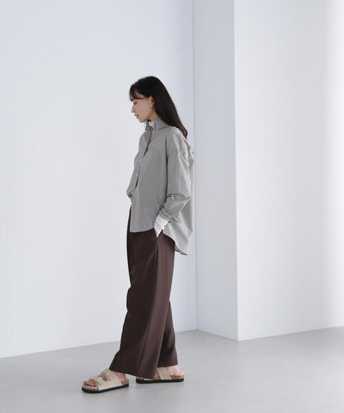 NATURAL BEAUTY BASIC(ナチュラルビューティーベーシック)の「◇ゴールドボタンフォルムシャツ(シャツ/ブラウス・レディース・ブラウン系その他/ワイン/ベージュ・FREE)」の4枚目の写真