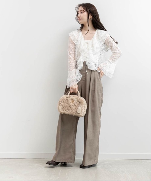 RANDA（ランダ）の「2WAY ファーキルティングボストンバッグ（ハンドバッグ・レディース・ベージュ/アイボリー/グレー・FREE）」の9枚目の写真