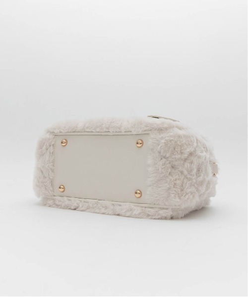 RANDA（ランダ）の「2WAY ファーキルティングボストンバッグ（ハンドバッグ・レディース・ベージュ/アイボリー/グレー・FREE）」の15枚目の写真