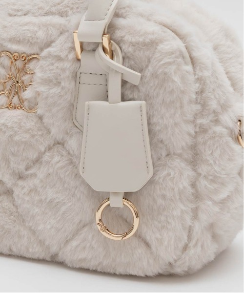 RANDA（ランダ）の「2WAY ファーキルティングボストンバッグ（ハンドバッグ・レディース・ベージュ/アイボリー/グレー・FREE）」の18枚目の写真