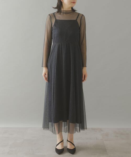 URBAN RESEARCH ROSSO WOMEN(アーバンリサーチ ロッソ)の「kaene ラメチュールメローワンピース(ワンピース・レディース・ゴールド系その他/ネイビー・38)」の15枚目の写真