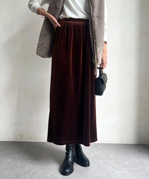 Chez toi(シェトワ)の「ベロアナロースカート(スカート・レディース・ブラウン/ベージュ/イエロー・FREE)」の11枚目の写真