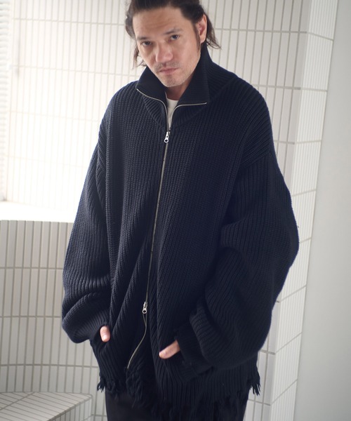 ADAM PATEK(アダムパテック)の「mcg3703-cotton wool damaged drivers knit ドライバーズニット(AP2521028)(カーディガン/ボレロ・メンズ・ブラック/グレー・1/2)」の1枚目の写真