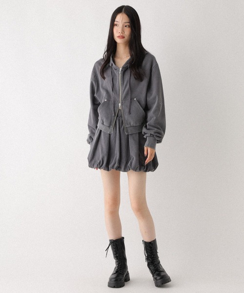 Heather（ヘザー）の「裏毛バルーンミニスカート　592829（スカート・レディース・スミクロ/グレー・FREE）」の4枚目の写真