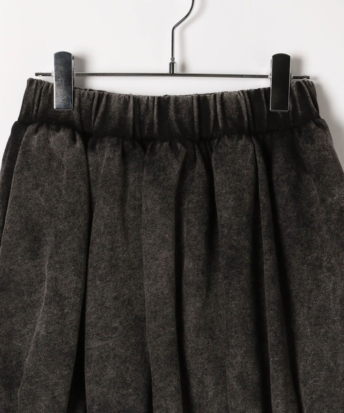 Heather（ヘザー）の「裏毛バルーンミニスカート　592829（スカート・レディース・スミクロ/グレー・FREE）」の12枚目の写真