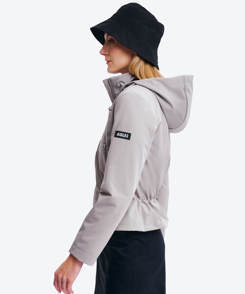 AIGLE(エーグル)の「ソフトシェル ストレッチ 撥水 通気性 3レイヤージャケット(マウンテンパーカー・レディース・ブラック/グレー・36/40/38)」の12枚目の写真