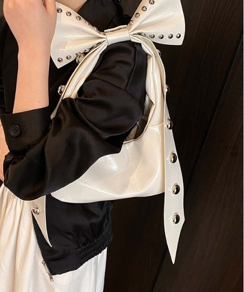 WEGO（ウィゴー）の「WEGO/リボンシンボルフェイクレザーハンドバッグ/ワンショルダー（ハンドバッグ・レディース・ブラウン/ホワイト/ワイン/ブラック・FREE）」の17枚目の写真