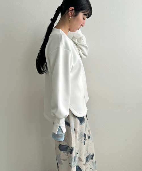 LHELBIE(レルビエ)の「ダブルジップダンボールカーディガン(カーディガン/ボレロ・レディース・ブラック/オフホワイト/グレー・M)」の4枚目の写真