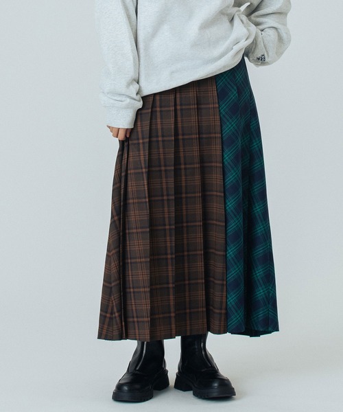 ROSE BUD（ローズバッド）の「PLEATED LONG SKIRT（スカート・レディース・オレンジ/グリーン・ONE SIZE）」の3枚目の写真