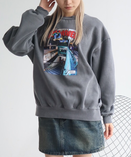 THRASHER（スラッシャー）の「【THRASHER/スラッシャー】裏起毛 ヴィンテージピグメント加工 マガジンプリント クルーネック スウェット トレーナー（スウェット・メンズ・チャコール/ネイビー/グレー/ブラウン・M/L/XL）」の3枚目の写真