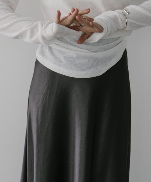 DRWCYS（ドロシーズ）の「サテンナロースカート（スカート・レディース・ブラック/グレー・SMALL/MEDIUM）」の19枚目の写真