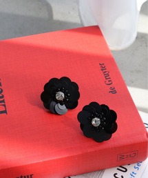 Three Four Time（スリーフォータイム）の「カラースパンフラワーイヤリング（イヤリング）」