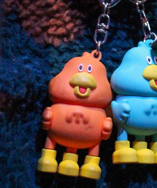 FREAK'S STORE(フリークスストア)の「DUCKROW DEPART/ダックローデパート Figure key holder フィギュア キーホルダー(キーホルダー・メンズ・オレンジ/ラベンダー/ブラウン/ブラック/サックスブルー・ONE SIZE)」の14枚目の写真