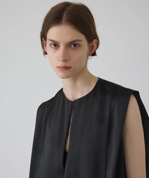 RIM.ARK（リムアーク）の「【RIM.ARK/リムアーク】Satin chic vest/サテンシックベスト（ベスト・レディース・ブラック/カーキ・FREE）」の16枚目の写真