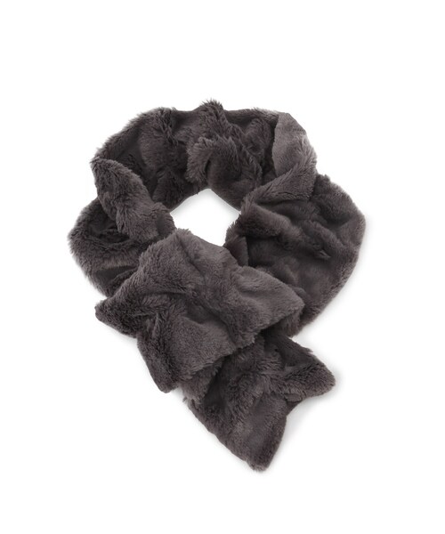 SHOO・LA・RUE（シューラルー）の「ウェーブフェイクファーマフラー（ストール/ショール・レディース・チャコールグレー/ピンク系/グレー/アイボリー/ブラウン系・00）」の2枚目の写真