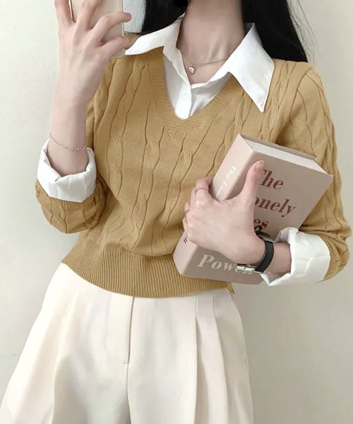 REMUR(レミュール)の「シャツレイヤード風ケーブルニット(ニット/セーター・レディース・ベージュ/グレー/ブラック・FREE)」の14枚目の写真