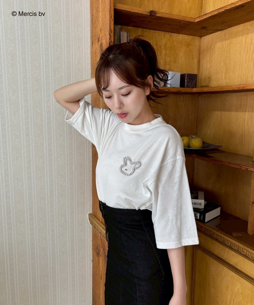 MIIA(ミーア)の「miffy バックプリントTシャツ(ナインチェ)(Tシャツ/カットソー・レディース・オフホワイト/ブラック・FREE)」の13枚目の写真