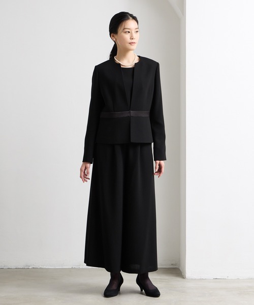 AIMER（エメ）の「【喪服・礼服・WEB限定】ウォッシャブル ウエスト切り替えノーカラージャケット・前開きファスナーブラウス・ワイドパンツ 3点セット ブラックフォーマルアンサンブル（スーツセット・レディース・ブラック・7号/9号/11号/13号/15号/17号/19号/T9号/T11号/T13号）」の17枚目の写真