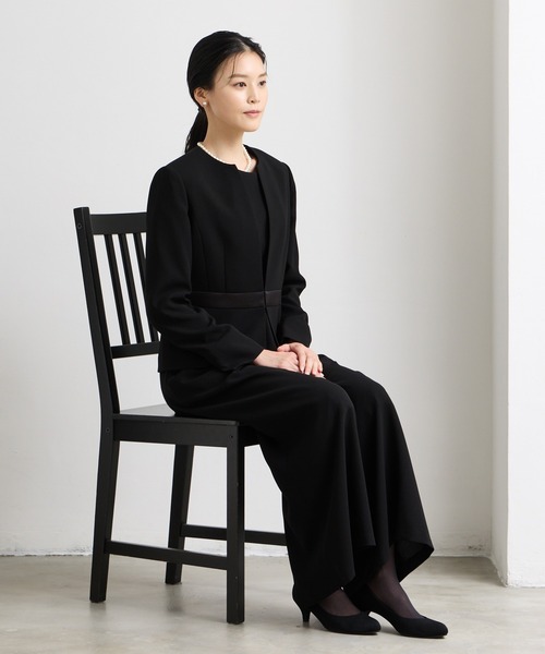 AIMER（エメ）の「【喪服・礼服・WEB限定】ウォッシャブル ウエスト切り替えノーカラージャケット・前開きファスナーブラウス・ワイドパンツ 3点セット ブラックフォーマルアンサンブル（スーツセット・レディース・ブラック・7号/9号/11号/13号/15号/17号/19号/T9号/T11号/T13号）」の19枚目の写真