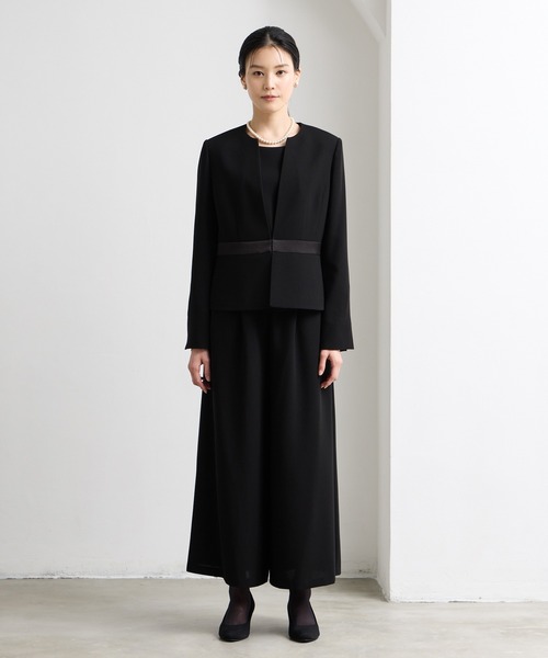 AIMER（エメ）の「【喪服・礼服・WEB限定】ウォッシャブル ウエスト切り替えノーカラージャケット・前開きファスナーブラウス・ワイドパンツ 3点セット ブラックフォーマルアンサンブル（スーツセット・レディース・ブラック・7号/9号/11号/13号/15号/17号/19号/T9号/T11号/T13号）」の20枚目の写真