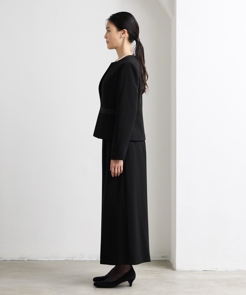 AIMER（エメ）の「【喪服・礼服・WEB限定】ウォッシャブル ウエスト切り替えノーカラージャケット・前開きファスナーブラウス・ワイドパンツ 3点セット ブラックフォーマルアンサンブル（スーツセット・レディース・ブラック・7号/9号/11号/13号/15号/17号/19号/T9号/T11号/T13号）」の21枚目の写真