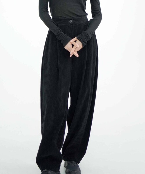 Bshop(ビショップ)の「eunoia | コーデュロイ パンツ WOMEN(その他パンツ・レディース・ブラック/クリーム・ONE)」の15枚目の写真