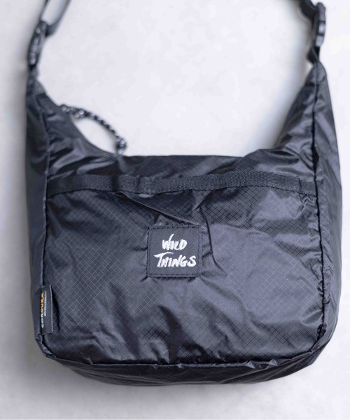 WILD THINGS（ワイルドシングス）の「【RES】【WILD THINGS】CORDURA SIL 2WAY MINI SHOULDER（ショルダーバッグ・メンズ・ブラック・FREE）」の4枚目の写真