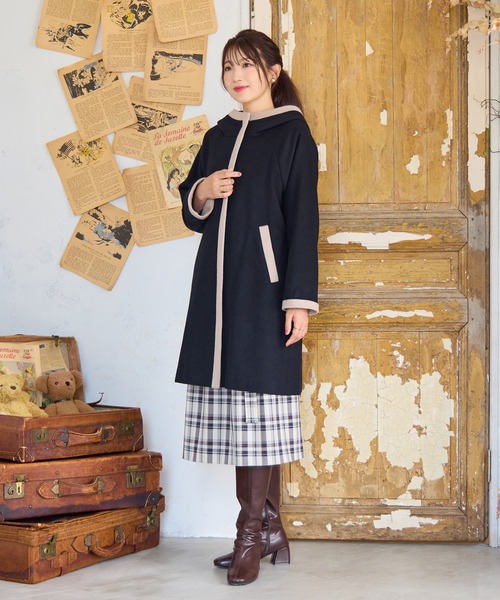 Rose Tiara(ローズティアラ)の「フード付き配色切替えコート(その他アウター・レディース・ピンク/チャコールグレー/ブラック・46/42/38)」の18枚目の写真