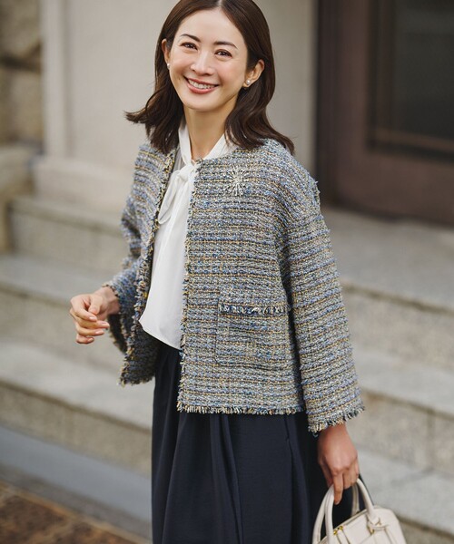 23区（ニジュウサンク）の「GIOLICAツイード ノーカラー ジャケット（その他アウター・レディース・ブラック系3/ブルー系3/黄土色系3・40/38）」の5枚目の写真