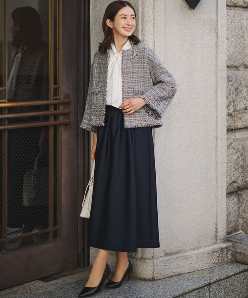 23区（ニジュウサンク）の「GIOLICAツイード ノーカラー ジャケット（その他アウター・レディース・ブラック系3/ブルー系3/黄土色系3・40/38）」の6枚目の写真