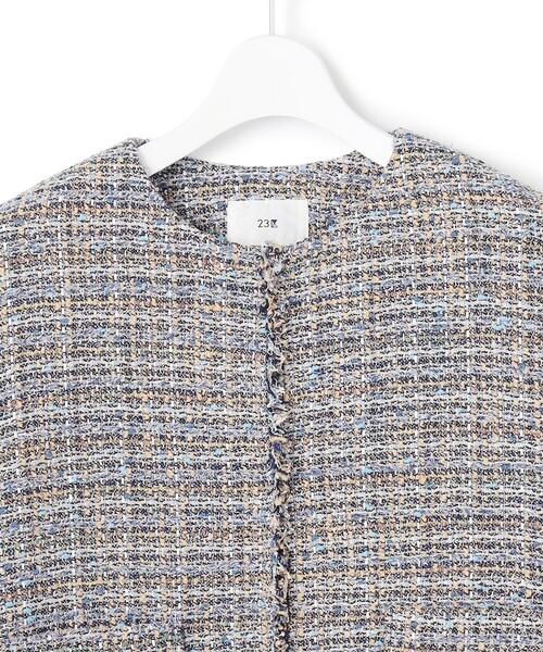 23区（ニジュウサンク）の「GIOLICAツイード ノーカラー ジャケット（その他アウター・レディース・ブラック系3/ブルー系3/黄土色系3・40/38）」の20枚目の写真