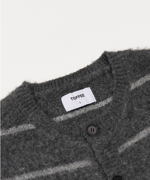 TOFFEE(トフィー)の「ブラシストライプラウンドカーディガン (グレー)(カーディガン/ボレロ・メンズ・その他・MEDIUM/LARGE/X-LARGE)」の2枚目の写真