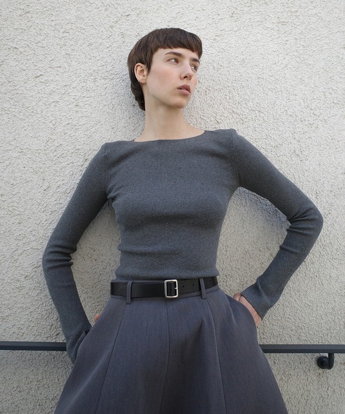 新品タグ付♡CLANE SHOULDER PADS KNIT TOPS サイズ1 クラネ CLANE SHOULDER PADS KNIT TOPS （IVORY） - ファッション通販