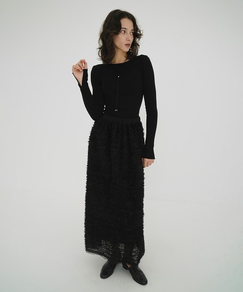 CLANE(クラネ)の「SHOULDER PADS KNIT TOPS(ニット/セーター・レディース・ブラック/ベージュ・1/2)」の4枚目の写真