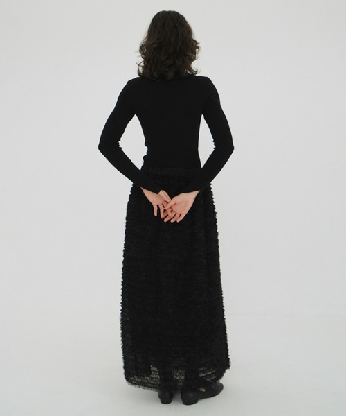 CLANE(クラネ)の「SHOULDER PADS KNIT TOPS(ニット/セーター・レディース・ブラック/ベージュ・1/2)」の6枚目の写真
