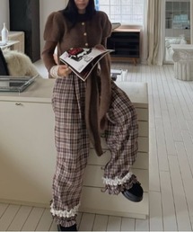 check frill pants