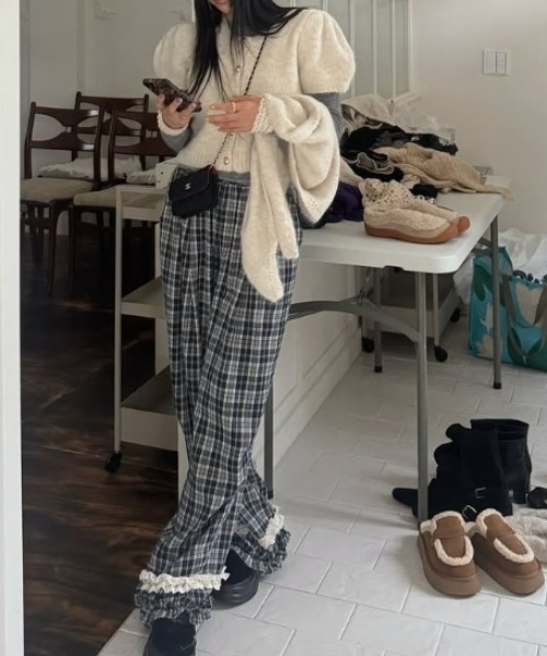 Vipoa(ヴィポア)の「check frill pants(その他パンツ・レディース・ブラック/ブラウン・FREE)」の6枚目の写真