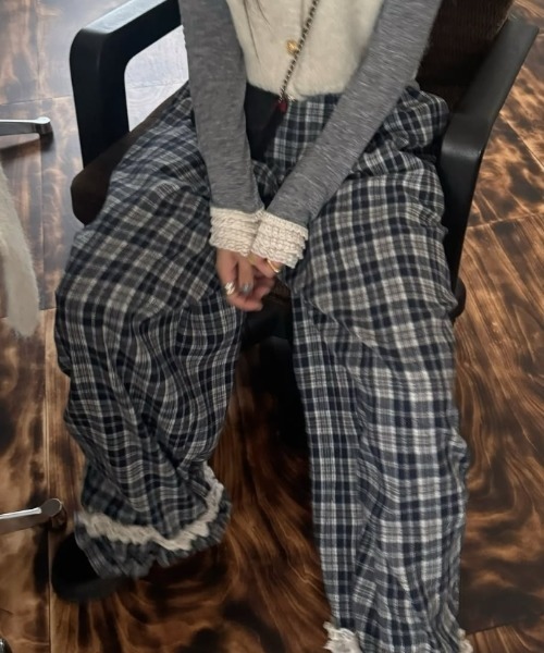 Vipoa(ヴィポア)の「check frill pants(その他パンツ・レディース・ブラック/ブラウン・FREE)」の8枚目の写真