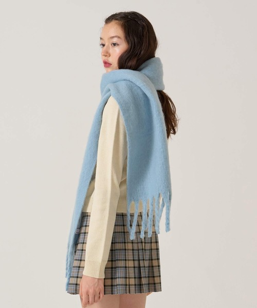 TINA：JOJUN（ティーナジョジュン）の「モヘアライク カラーマフラー TINA：JOJUN（マフラー・レディース・ブルー/ダークパープル/レッド・F）」の2枚目の写真