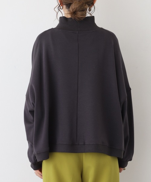 EGLANTINE(エグランティーヌ)の「EGLANTINE ロゴ入プルオーバーカットソー(Tシャツ/カットソー・レディース・ダークグリーン/チャコールグレー・40)」の12枚目の写真