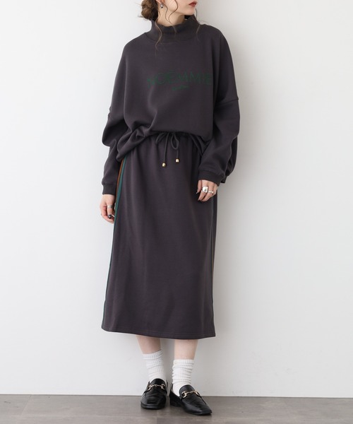 EGLANTINE(エグランティーヌ)の「EGLANTINE ロゴ入プルオーバーカットソー(Tシャツ/カットソー・レディース・ダークグリーン/チャコールグレー・40)」の5枚目の写真